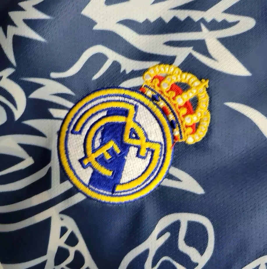 Real Madrid "Dragón Azul" Limited Jersey
